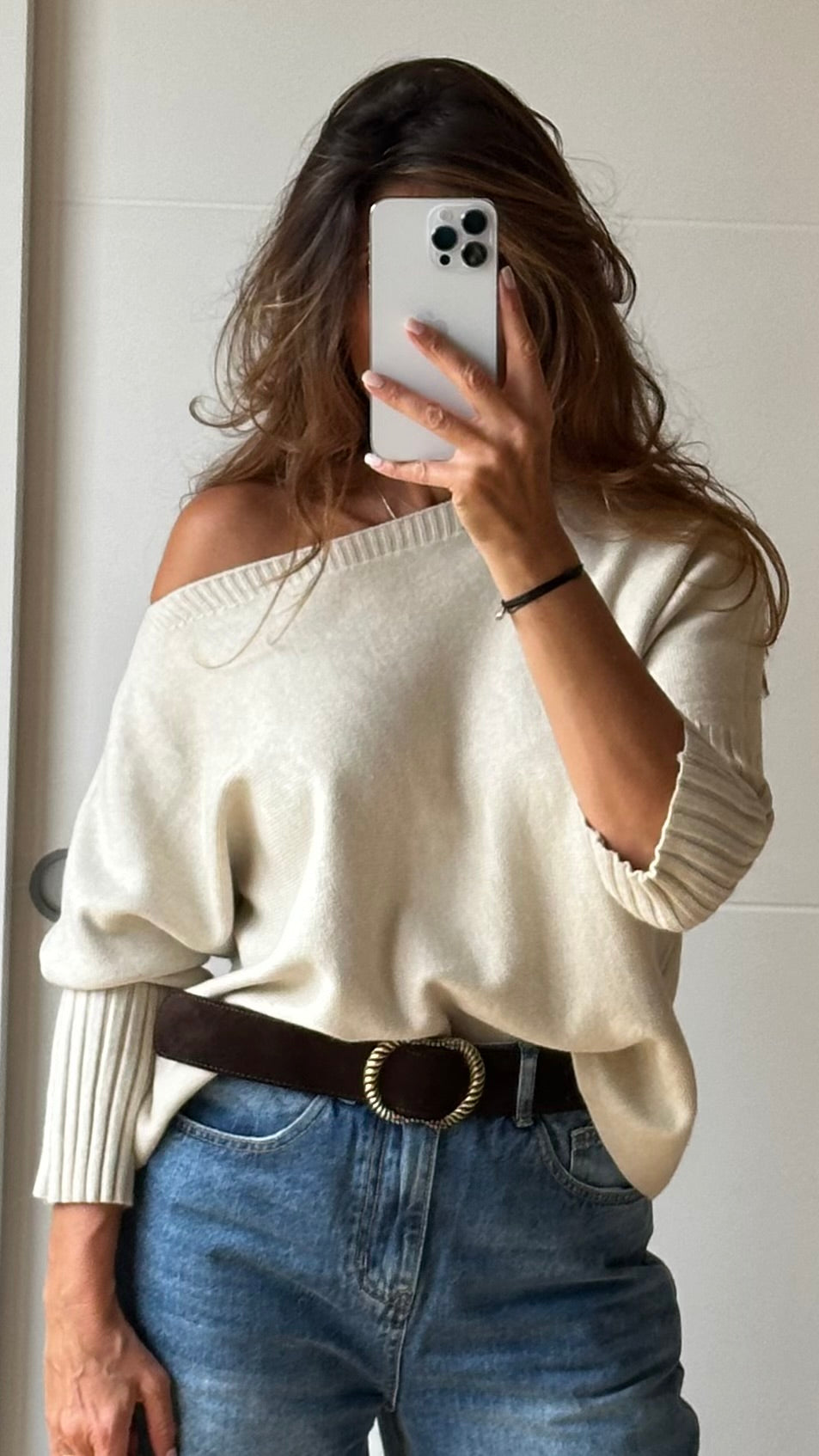 Pull beige col rond