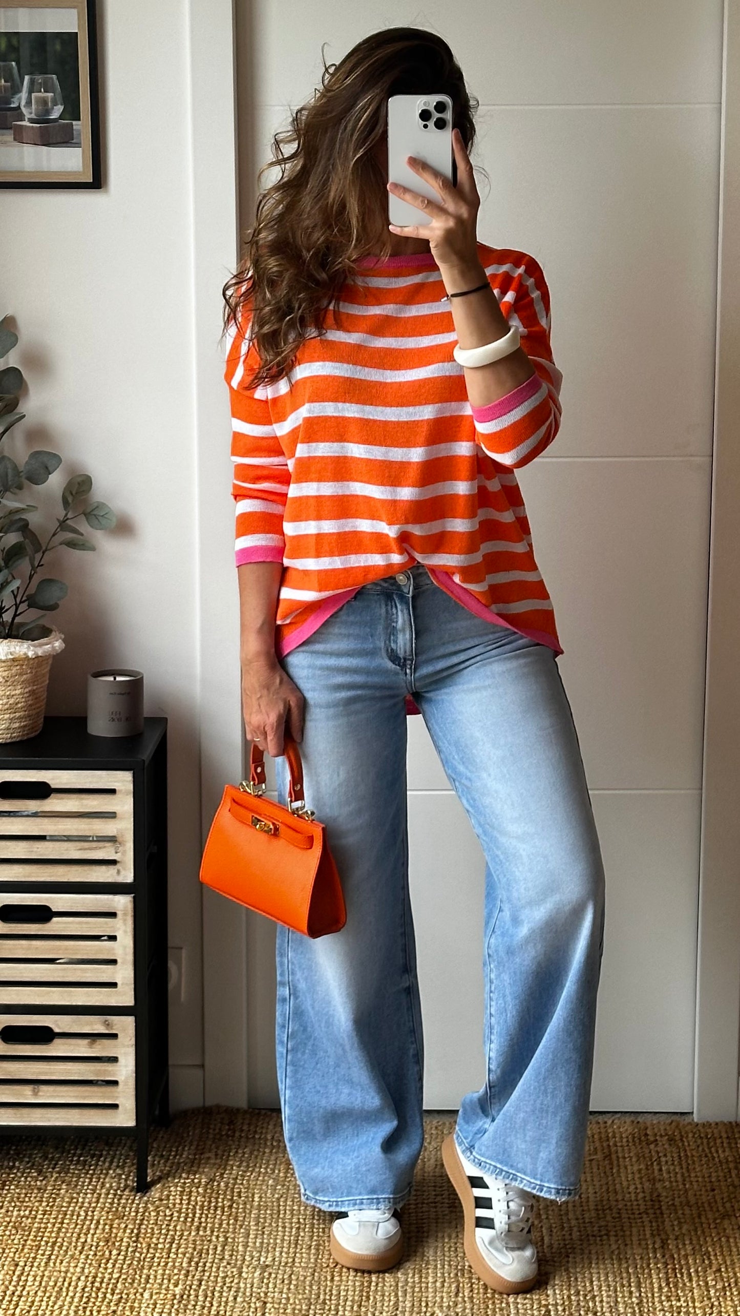 Pull à rayures orange