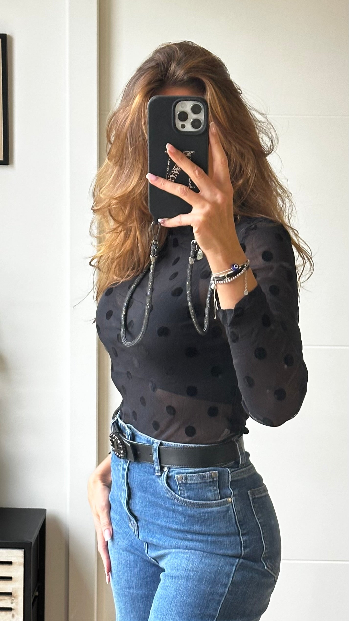 Top fin noir à pois