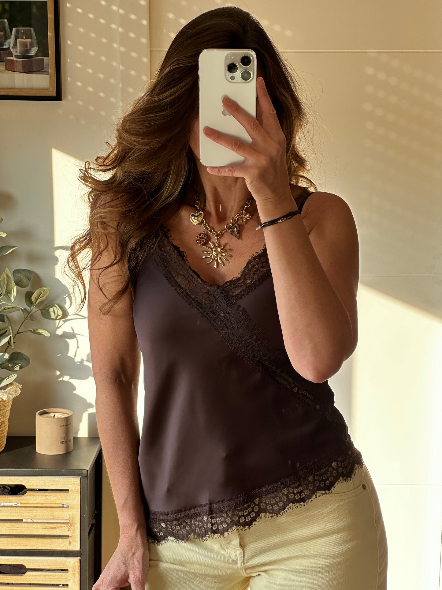 Collier doré soleil & motifs léopard – acier inoxydable