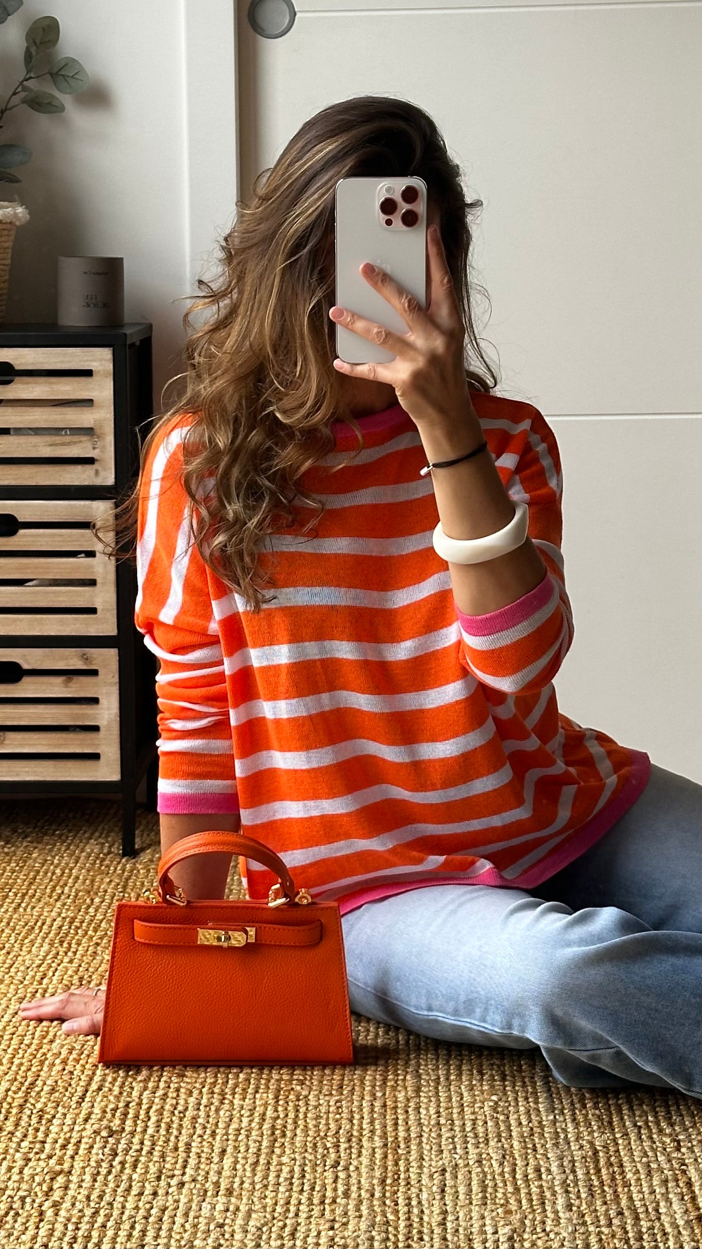 Pull à rayures orange