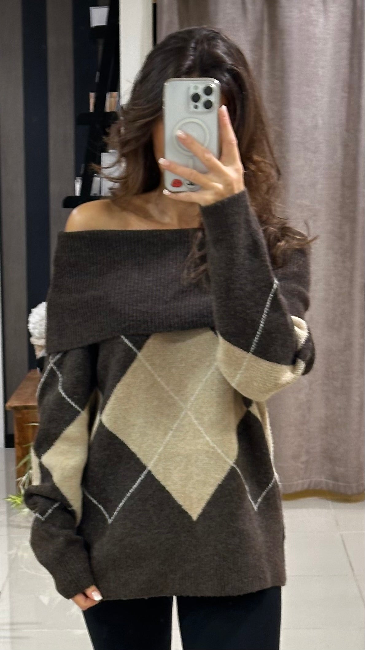 Pull en maille col bateau, motifs losanges