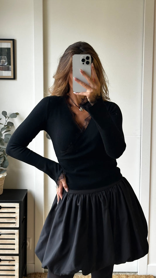 Haut noir dentelle