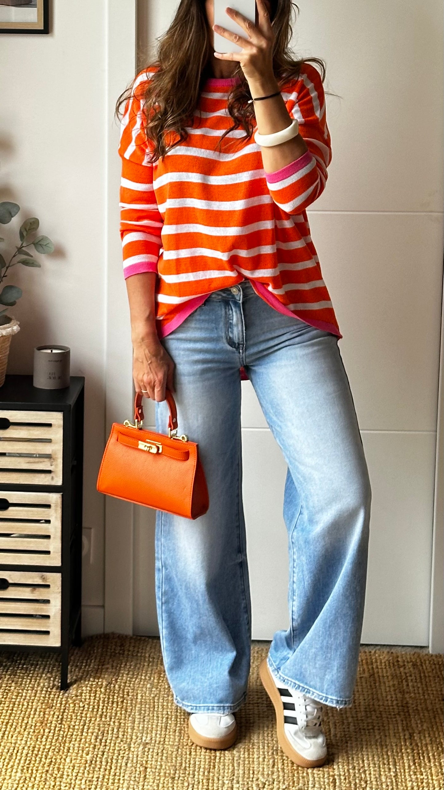 Pull à rayures orange